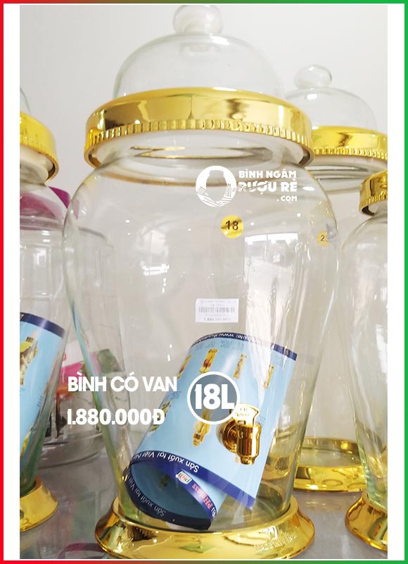 B&igrave;nh thủy tinh ng&acirc;m rượu s&acirc;m 18L c&oacute; v&ograve;i (van)