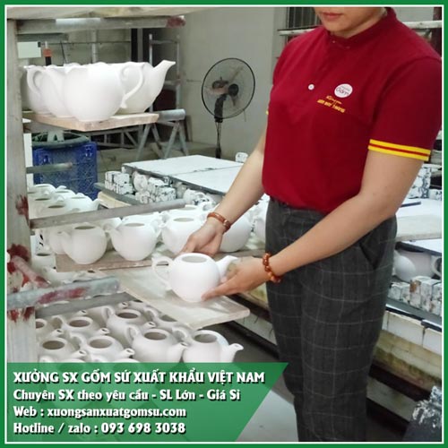 Xưởng cung cấp gốm sứ in logo xuất khẩu gi&aacute; rẻ