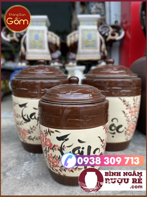 Chum sành tài lộc dùng để đựng gạo, muối Chum sành tài lộc dùng để đựng gạo, muối