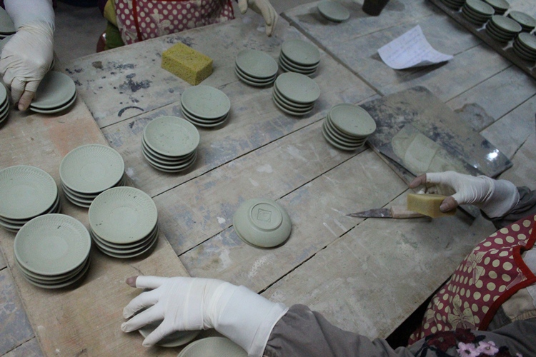 san-xuat-gom-su-khong-nung