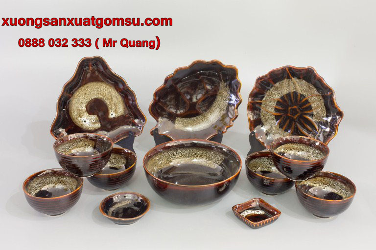 xuong-san-xuat-gom-su-bat-trang-xuat-khau
