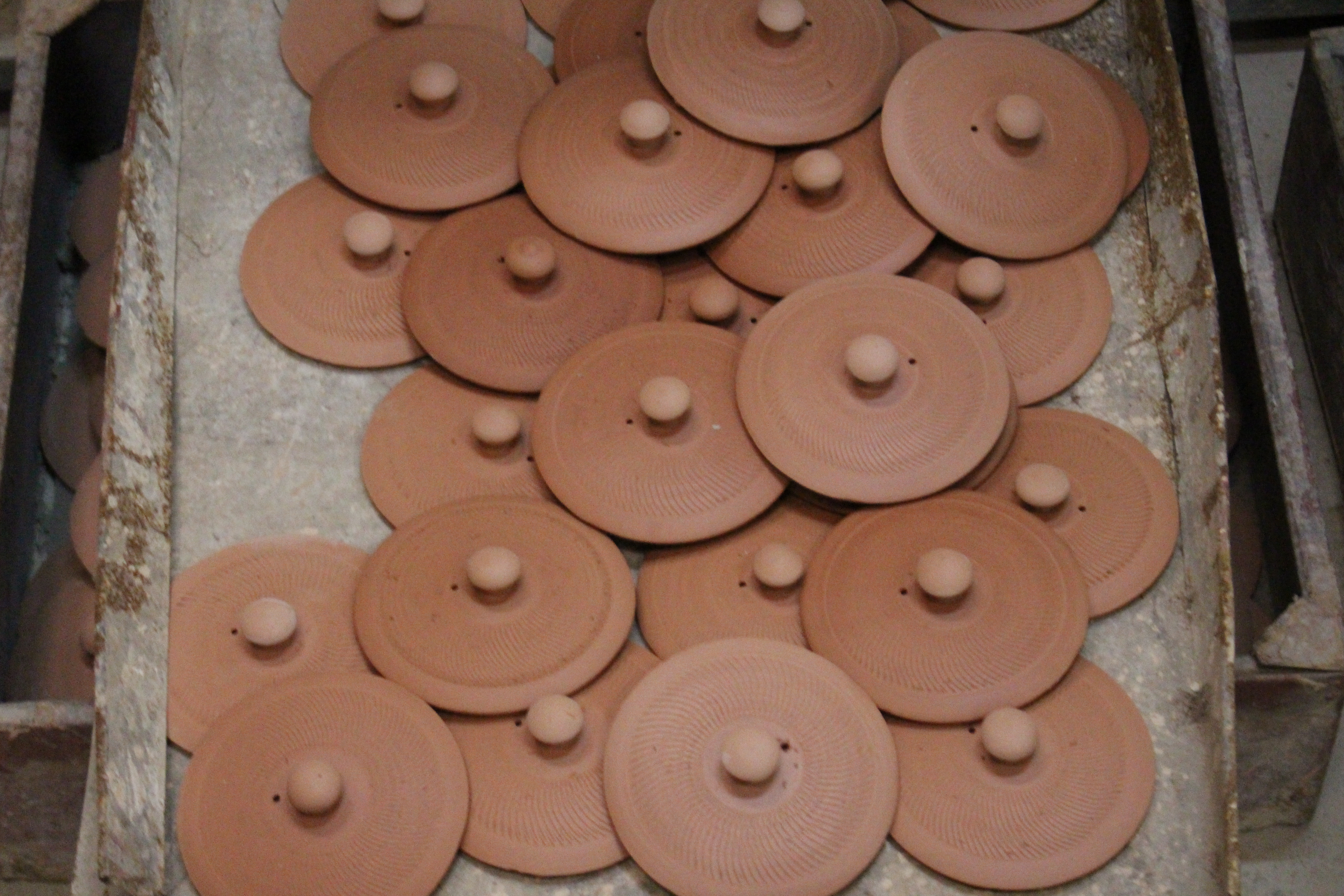 san-xuat-gom-su-khong-nung